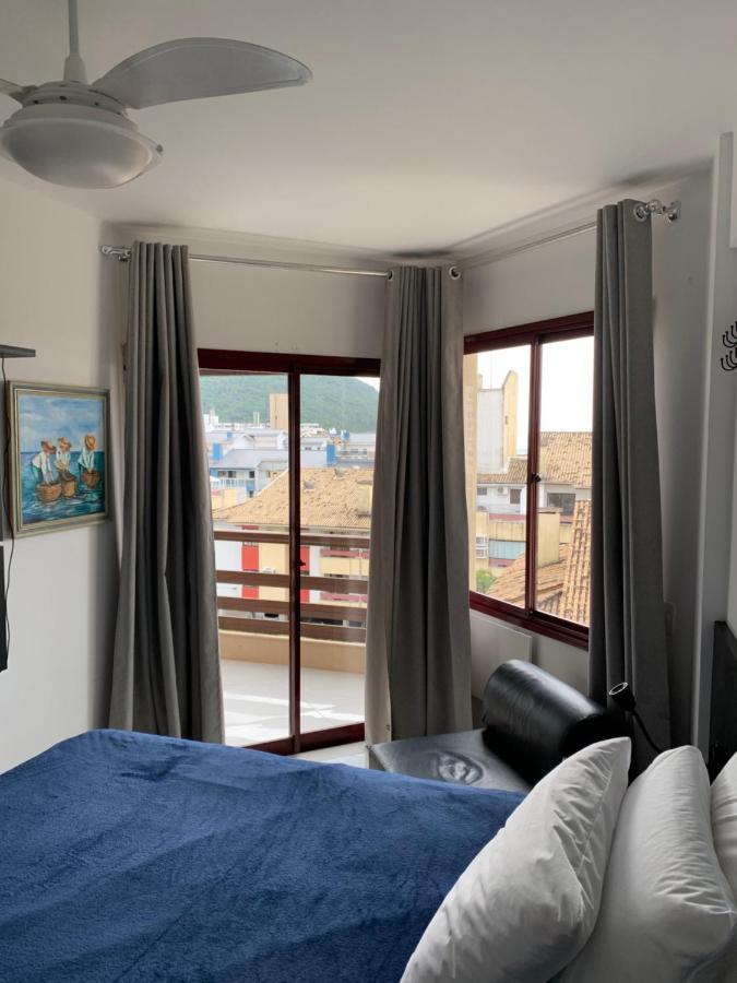 Apartamento Com Vista Do Mar Em Residencial Com Piscina Florianópolis Екстериор снимка